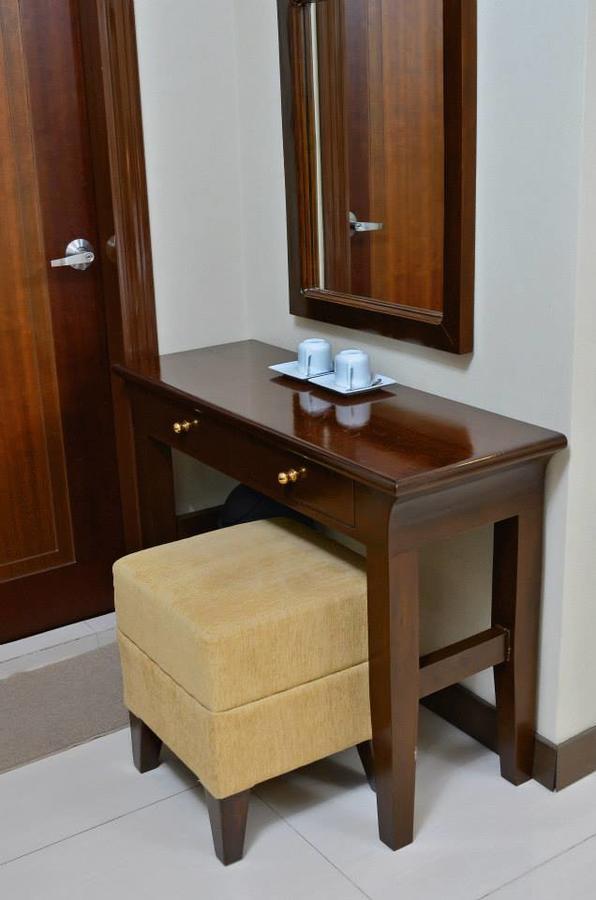 Hotel Formosa Daet ภายนอก รูปภาพ
