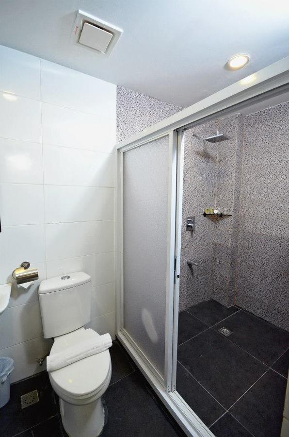 Hotel Formosa Daet ภายนอก รูปภาพ